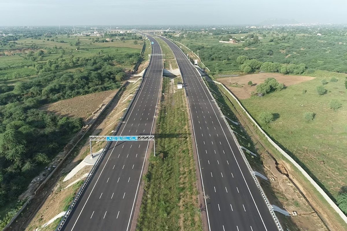 paradise-golden-valley-connectivity-Delhi-Mumbai-Expressway1