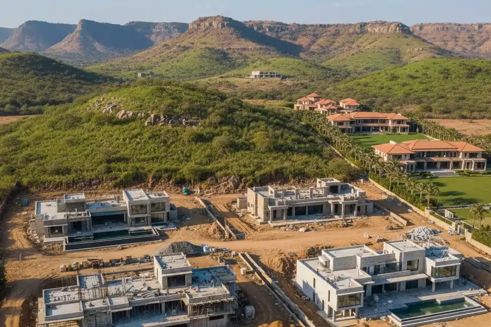 Farm house in Naugaon investment